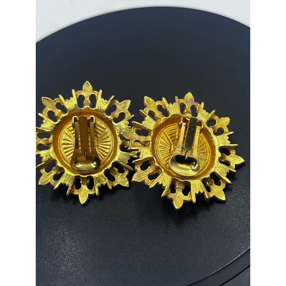 Ben-Amun Vintage Faux Pearl l fleur-de-lis Clip On Statement Earrings - Picture 5 of 14
